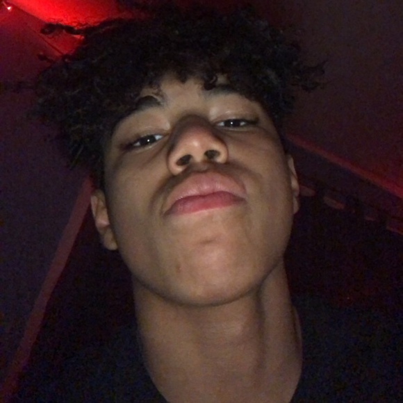 Meet your Posher, Christopher - Picture 1 of 1